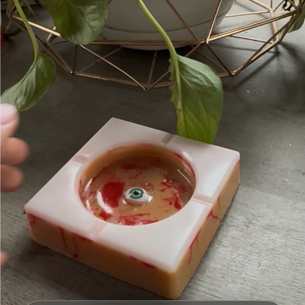 Novelty Square Ashtray with Eyeball Accent - White & Tan with Red Drips